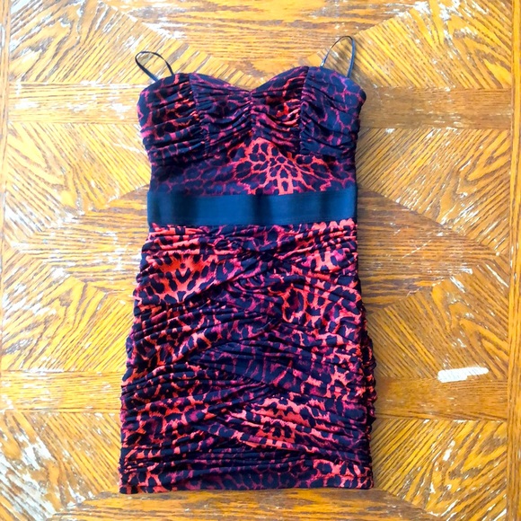 Forever 21 Dresses & Skirts - Sexy Strapless  ♥️